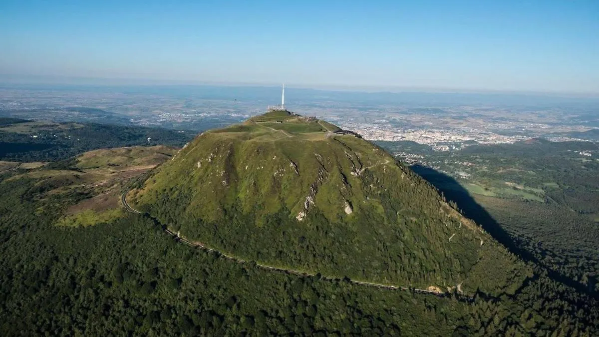 Le Gîte des Rioux,**** au cœur des Volcans d'Auvergne Ceyssat